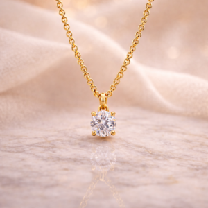 Elegant_Gold_Necklace_with_Diamond_Pendant