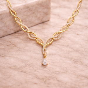 Elegant-gold-diamond-necklace
